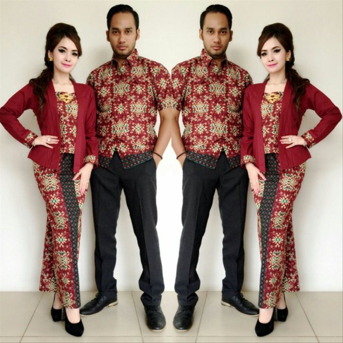 Contoh desain baju batik couple